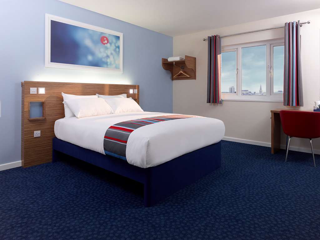 Travelodge Bedford Wyboston Rum bild