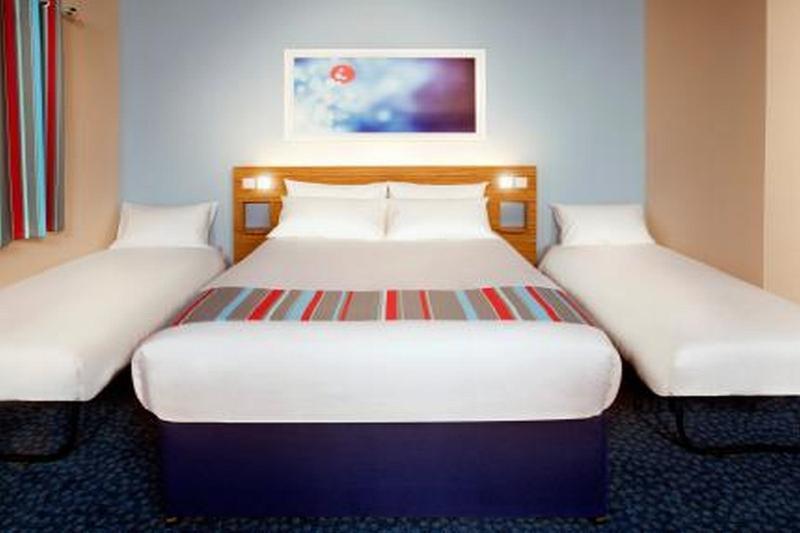 Travelodge Bedford Wyboston Exteriör bild